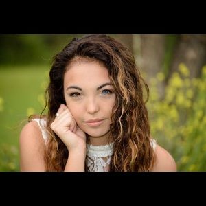 Meet your Posher, Emma